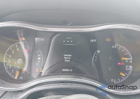 2018 Jeep Grand Cherokee Laredo E 4X4 из США, поврежденный, VIN 1C4RJFAG8JC286229